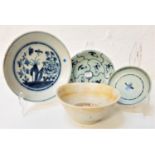 TEK SING PORCELAIN comprising a bowl and three varying size shallow bowls, with Nagel Auctions Tek