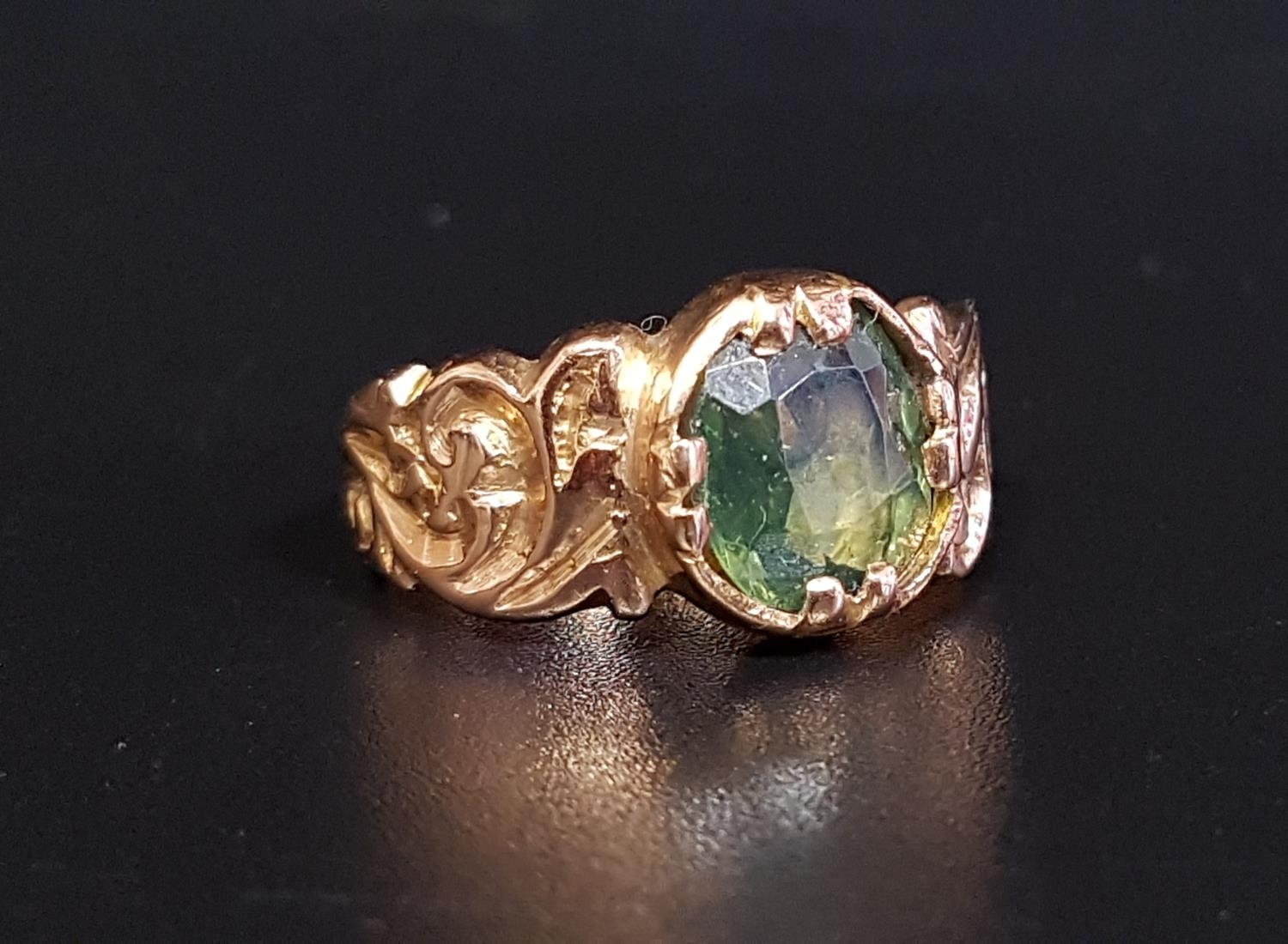 19th CENTURY GREEN GEM SET SINGLE STONE RING possibly tourmaline, on unmarked high carat gold