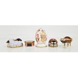 ROYAL CROWN DERBY PAPERWEIGHTS AND OTHER ITEMS both paperweights with buttons, comprising