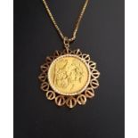 GEORGE V SOVEREIGN COIN PENDANT the coin dated 1927, in nine carat gold mount and on nine carat gold