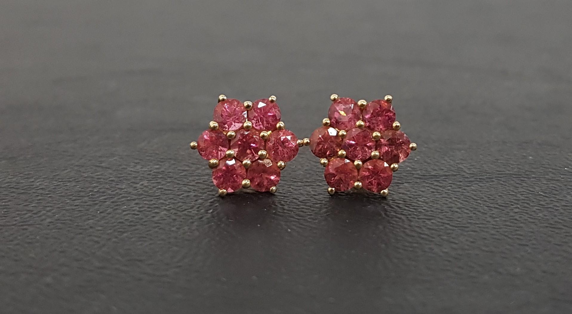 PINK TOURMALINE CLUSTER EARRINGS the fourteen round cut gemstones totaling approximately 2.4cts,