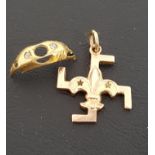 NINE CARAT GOLD SCOUTS THANKS PENDANT 2.7cm high including suspension loop and approximately 2.5