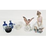 SELECTION OF CERAMICS AND GLASS comprising two Lladro figurines, one of a ballerina playing with a