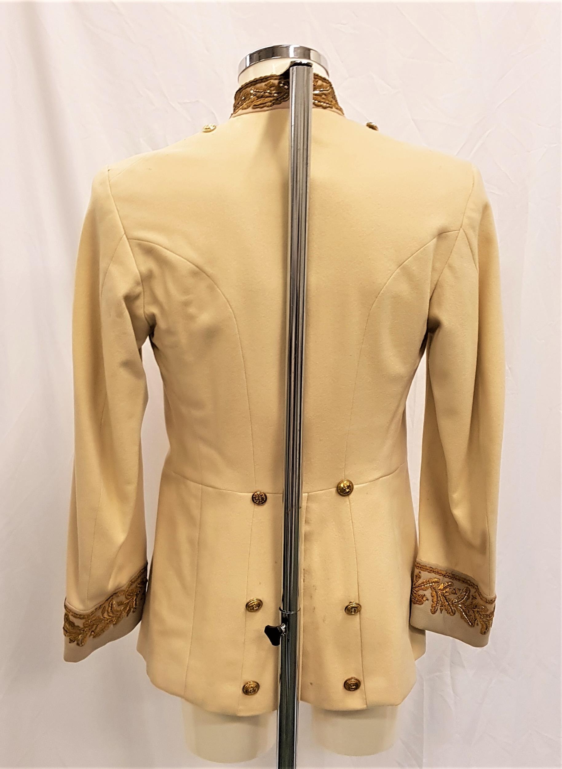 THE PRISONER OF ZENDA (1979) - SYD FREWIN'S JACKET - PLAYED BY PETER SELLERS Custom made cream - Image 2 of 4