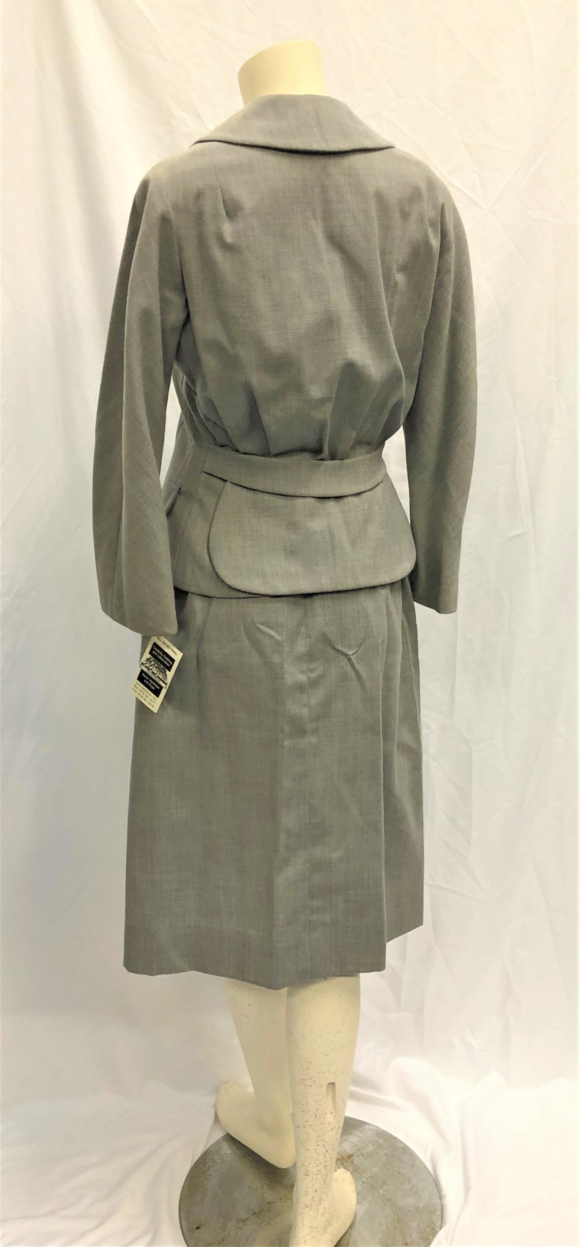 MARILYN MONROE OWNED SILK TWO PIECE GREY SUIT comprising handmade fitted skirt and jacket. - Image 2 of 4