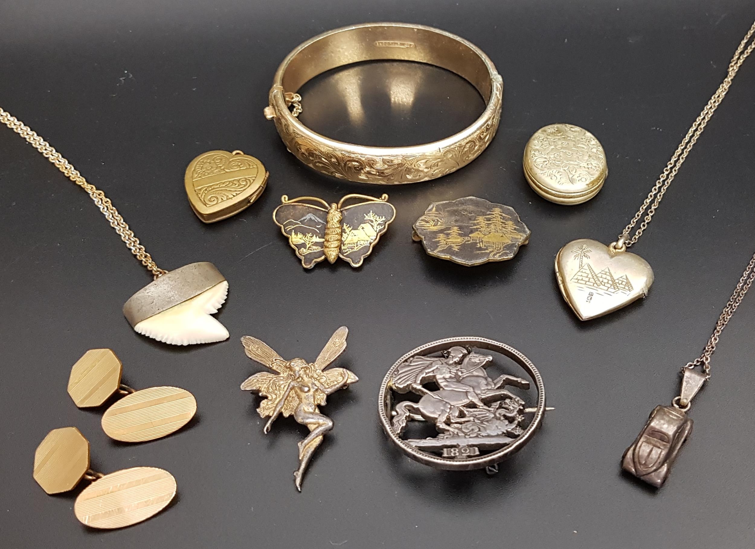 SELECTION OF VINTAGE JEWELLERY including a gold plated bangle with engraved scroll decoration and