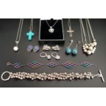 SELECTION OF MOSTLY SILVER JEWELLERY including a silver fancy link ball decorated bracelet, four