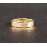 EIGHTEEN CARAT GOLD WEDDING BAND ring size L and approximately 3 grams