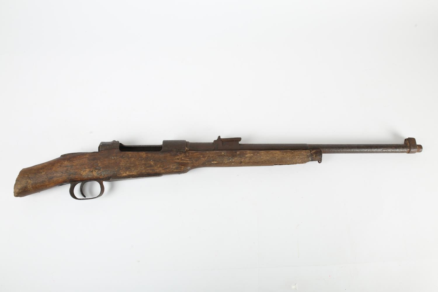 A 1914 -1918 German Mauser carbine rifle, the stock cut down and lacking bolt, in relic condition, - Image 4 of 4