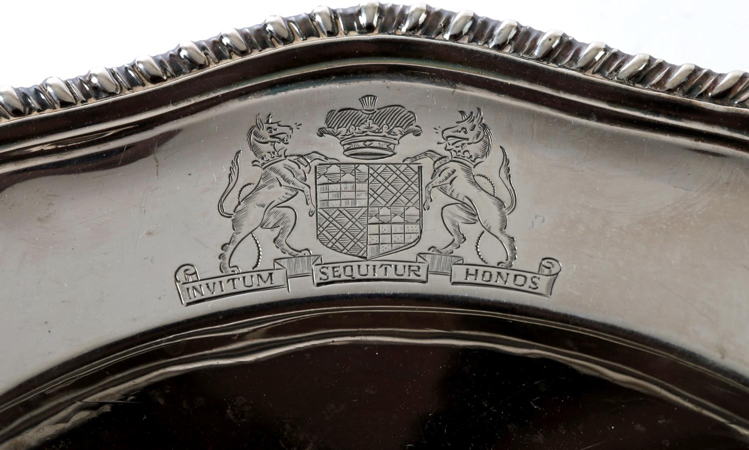 Marquess of Donegall. An Edwardian silver dish, the rim engraved with the arms of the Marquis of - Image 2 of 3