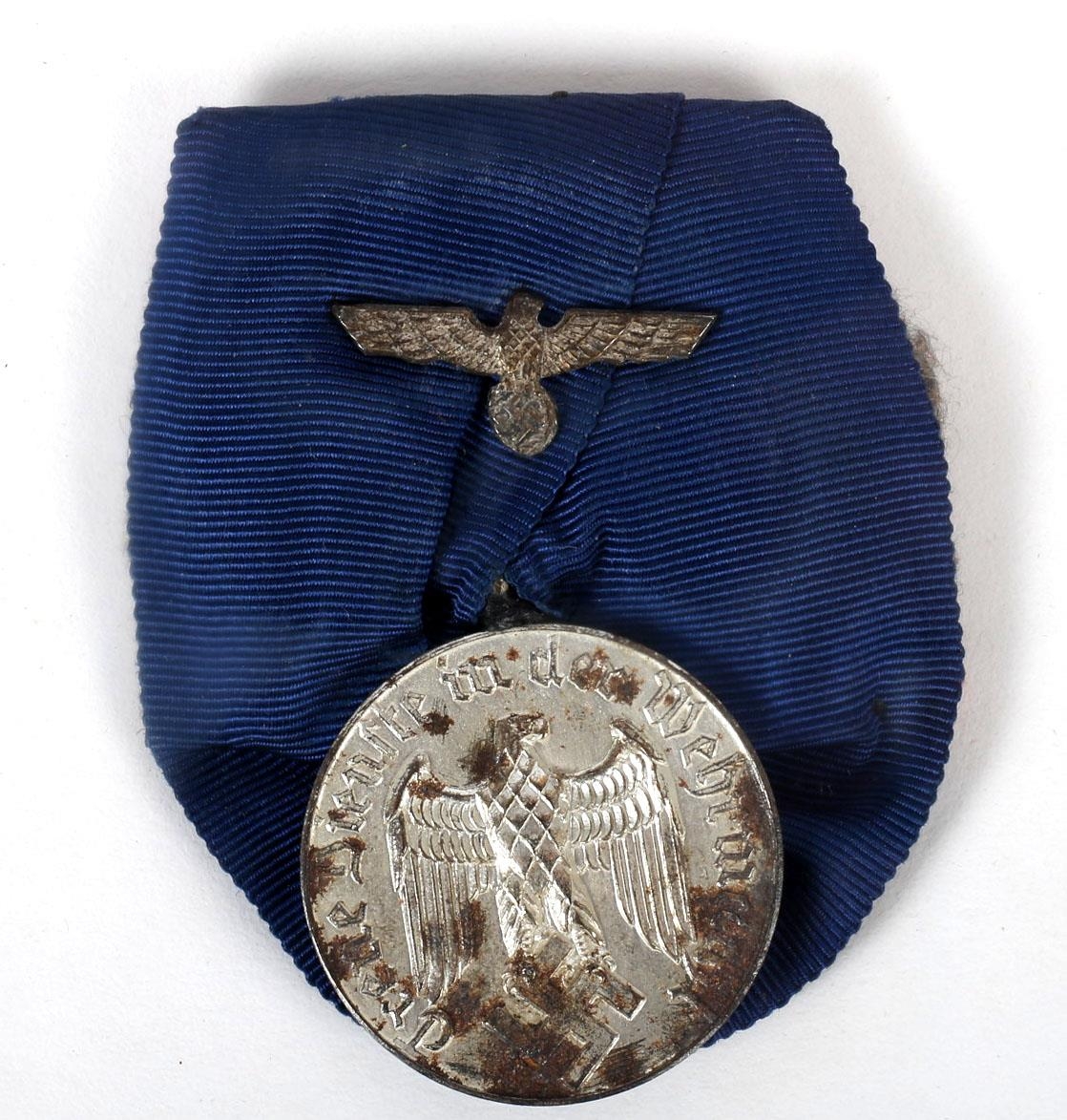 1939-45 German and Soviet medals. Eastern Front Medal, with certificate of issue (5 August 1942) to - Image 3 of 3