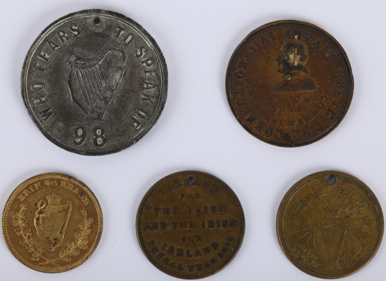 Wolfe Tone, O?Connell and Parnell medals. a collection of five medals, Theobald Wolfe Tone, "Who - Image 2 of 2