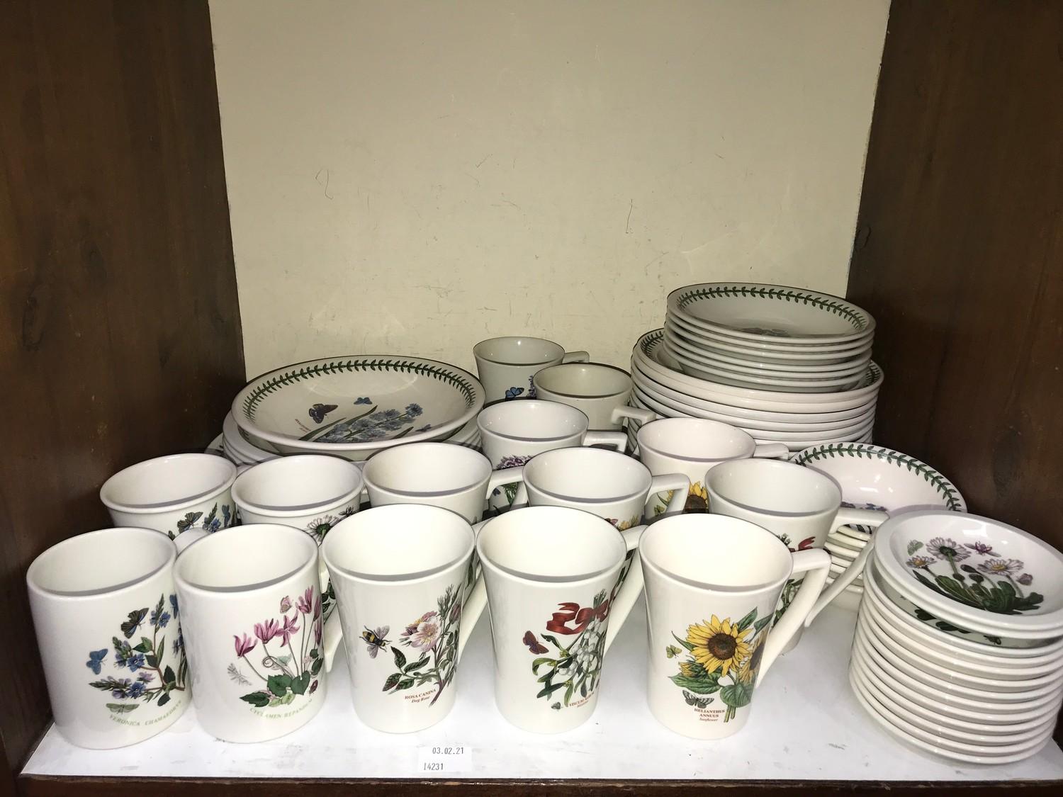 SECTION 10. Portmeirion 'Botanic Garden' pattern mixed lot of part dinner wares including plates,