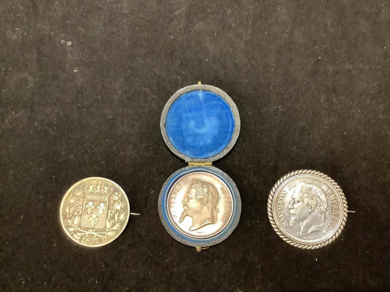 Napoleon III silver medal with the laurel-crowned head in relief of Emperor Napoleon III facing