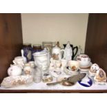 SECTION 5. Royal memorabilia including jugs, egg cups, figurines, pin dishes and plaques etc.