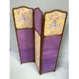 A three-fold dressing screen with mahogany frame and chinoiserie fabric upholstery panels, 176cm