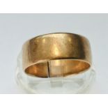 A 9ct gold wedding ring (broken) weighs 4.9 grams, finger size R.