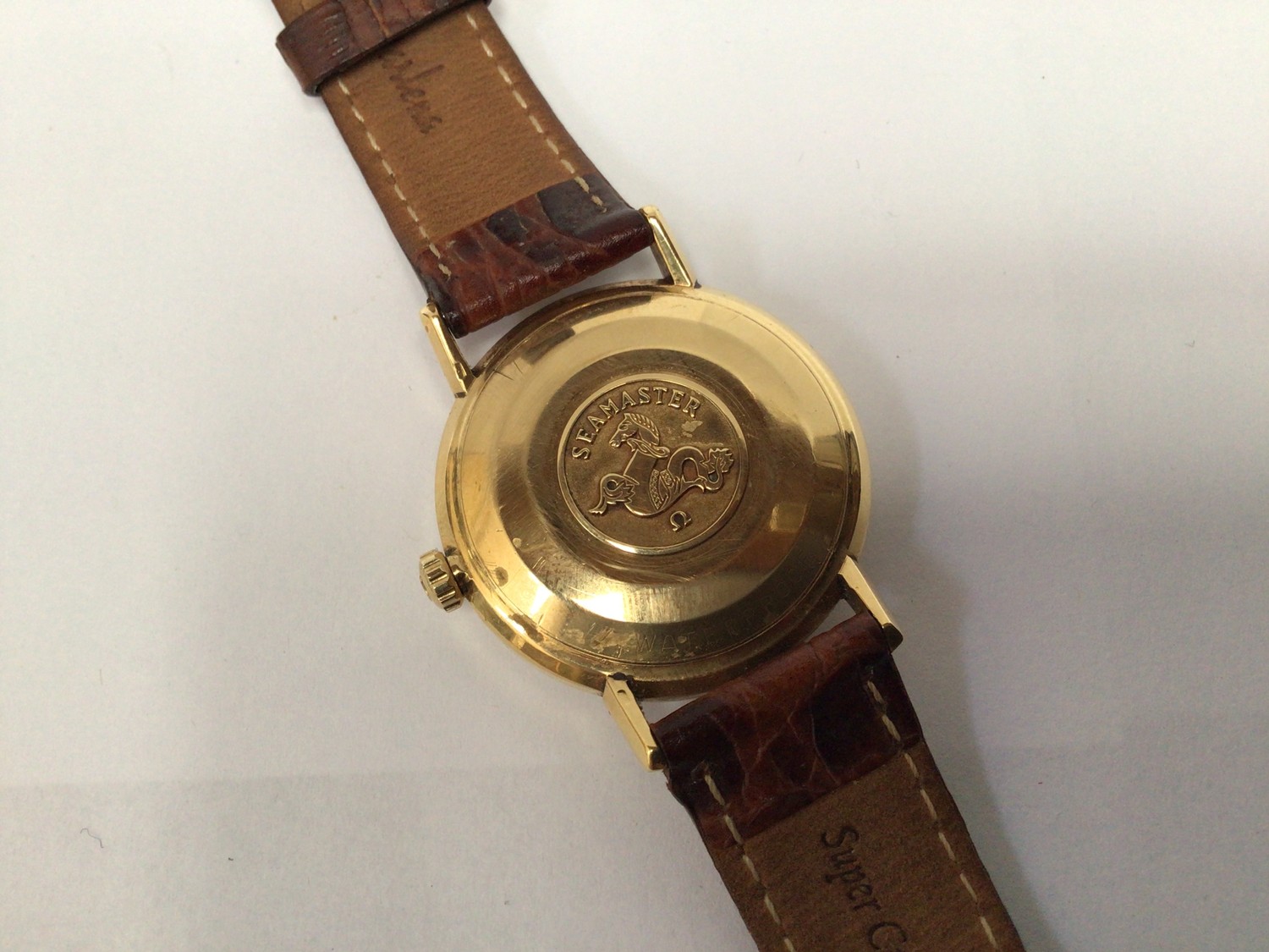 A gents 18ct gold cased Omega Seamaster De Ville automatic wristwatch, the gold pinstripe dial - Image 2 of 2