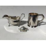 A silver sauce boat, makers mark rubbed, hallmarked London, 1909, gross weight approximately 5.3ozt,