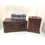A 19th century Dutch Delft blue and white tin glazed casket / jewellery box decorated with a scene