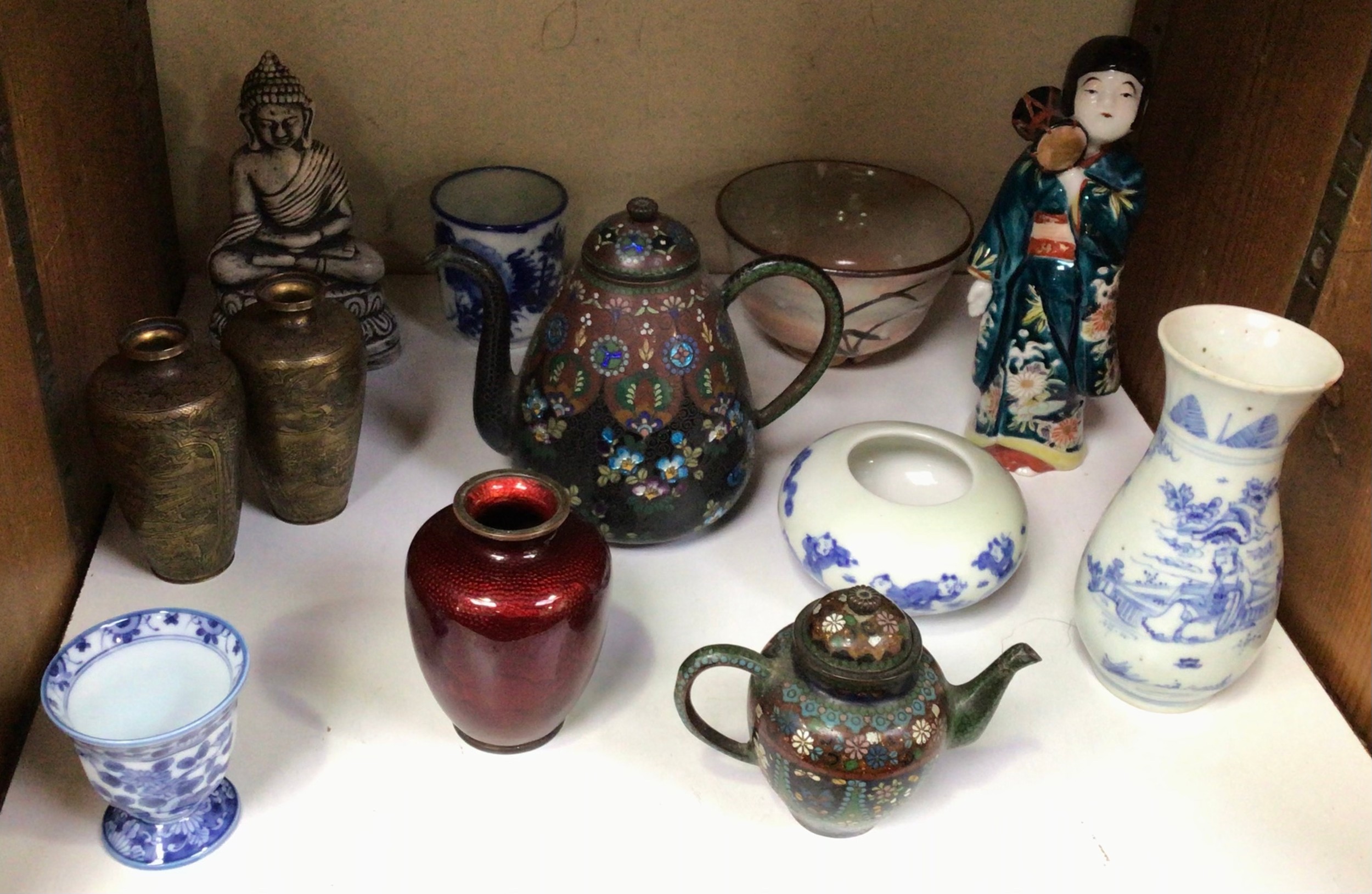 Two various Chinese cloisonne teapots and various oriental porcelain including a polychrome