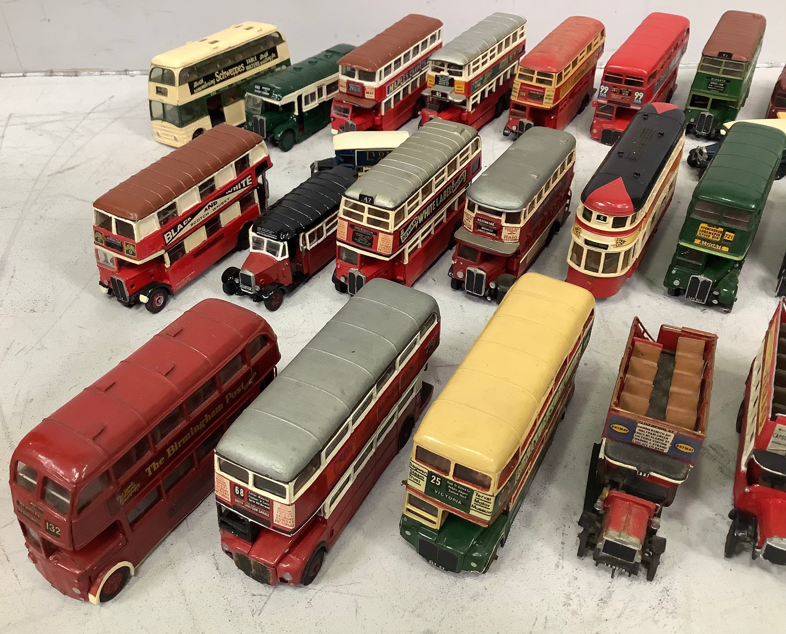 A collection of 57 unboxed buses, coaches and trams of varying condition from Varney and Pirate - Image 3 of 6