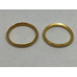Two 22ct gold wedding bands, gross weight approximately 5.4g