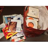 Records : Large bag of unsorted 45's 250+ - masse