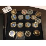 Coins : A box of various modern crowns, inc RAF Ce