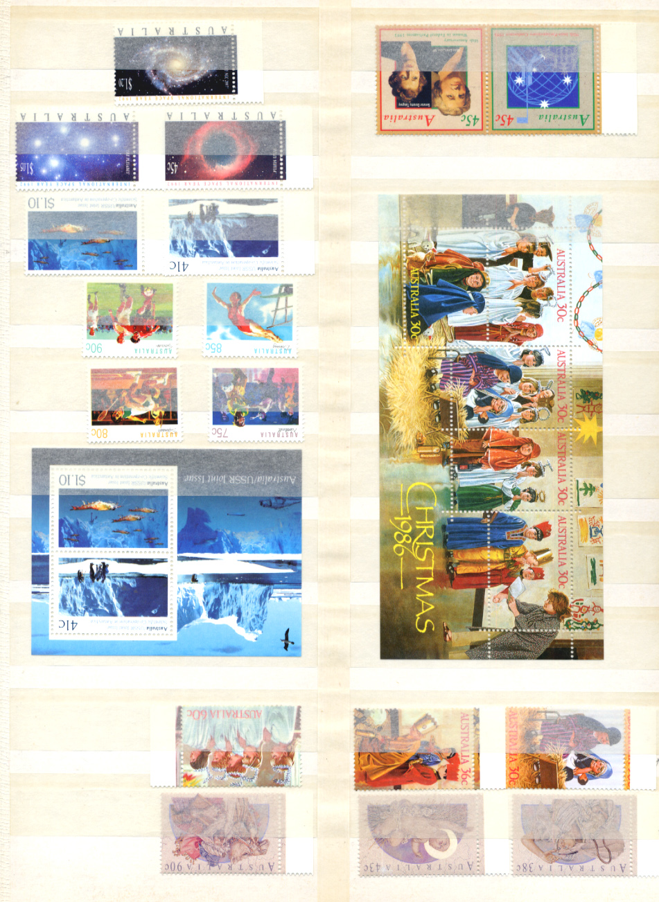Stamps : AUSTRALIA Red S/B cntg. Sets, singles, M - Image 3 of 6