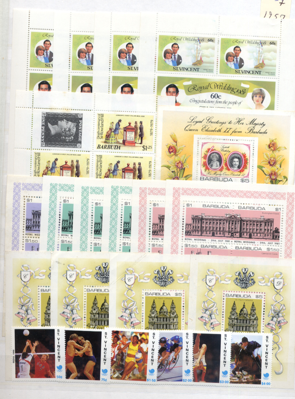 Stamps : BOX World in 4 Stock Books,1 Album, 5 Pa - Image 13 of 15