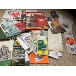 Motor Racing : Box of paper items inc magazines, p
