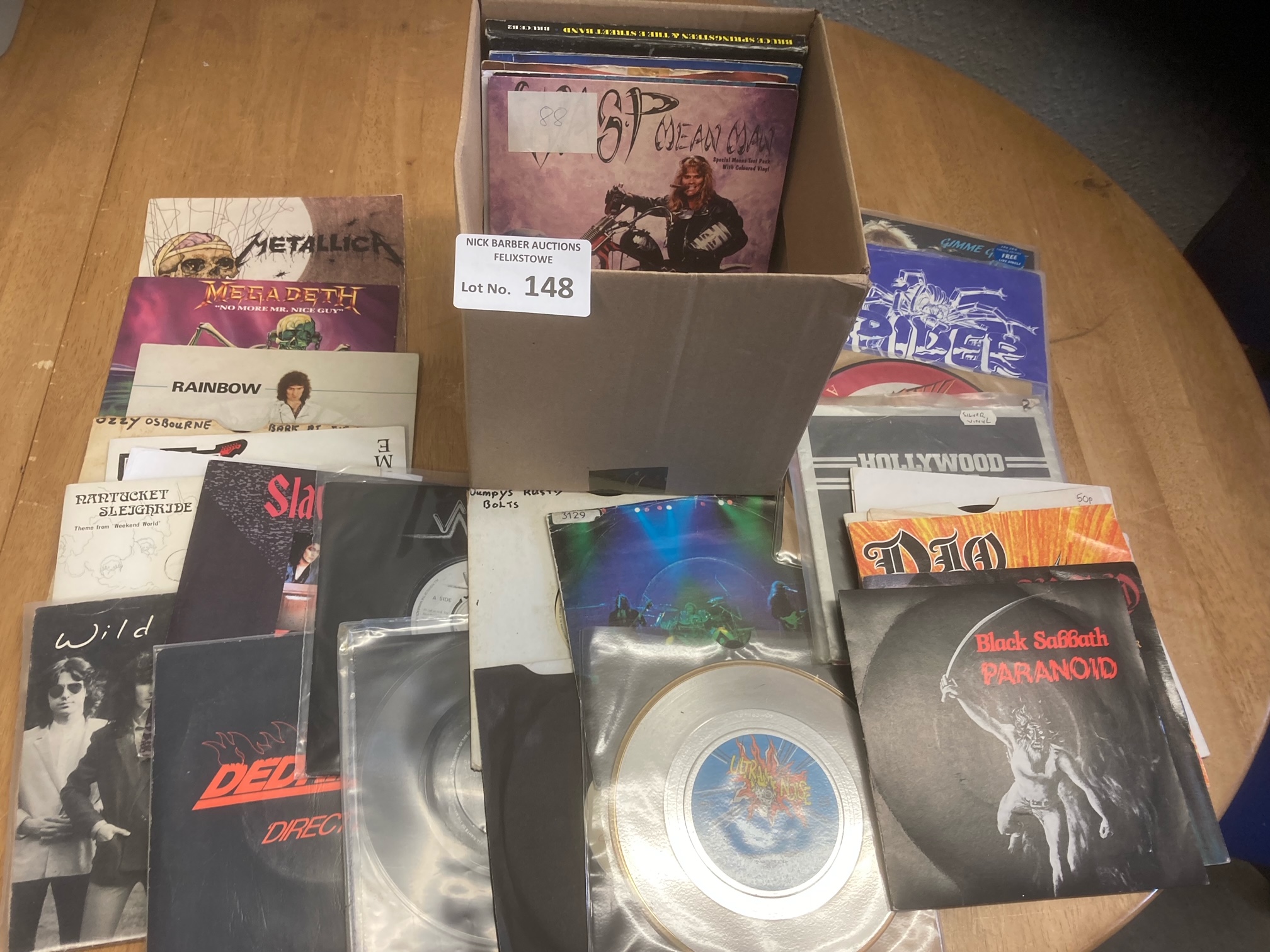 Records : 40 Heavy Metal 45's inc Metallica, Motor