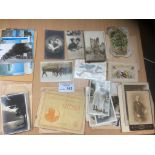 Postcards : Various packets of cards inc WWI silks