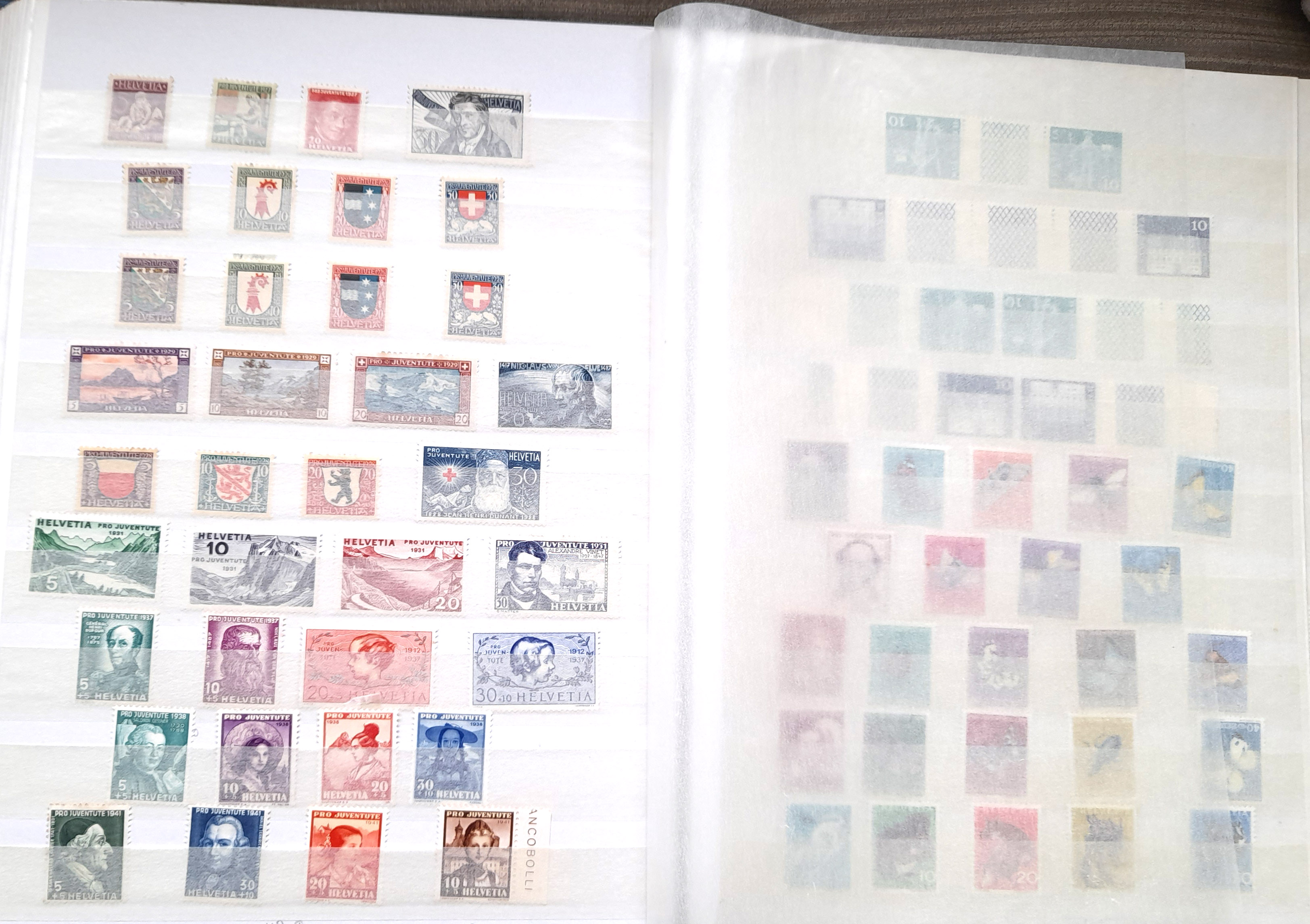 Stamps : Accumulation Foreign Countries Large 48 s - Image 2 of 4