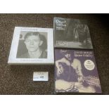 Records : DAVID BOWIE - 7" box sets modern inc Spa