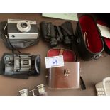 Binoculars : Various sets within cases plus vintag