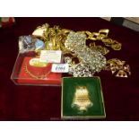 Miscellaneous chain and metal necklaces, bracelet, brooch etc.