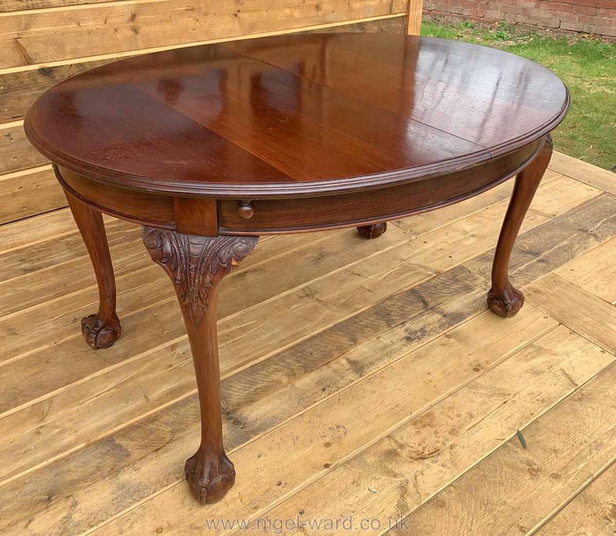 A Victorian mahogany extending dining table, ball and claw feet, 79" x 43" wide. - Image 5 of 9