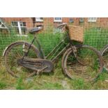 A 'barn-find' Ladies Raleigh bike with front wicker basket, Stumney Archer variable speed,