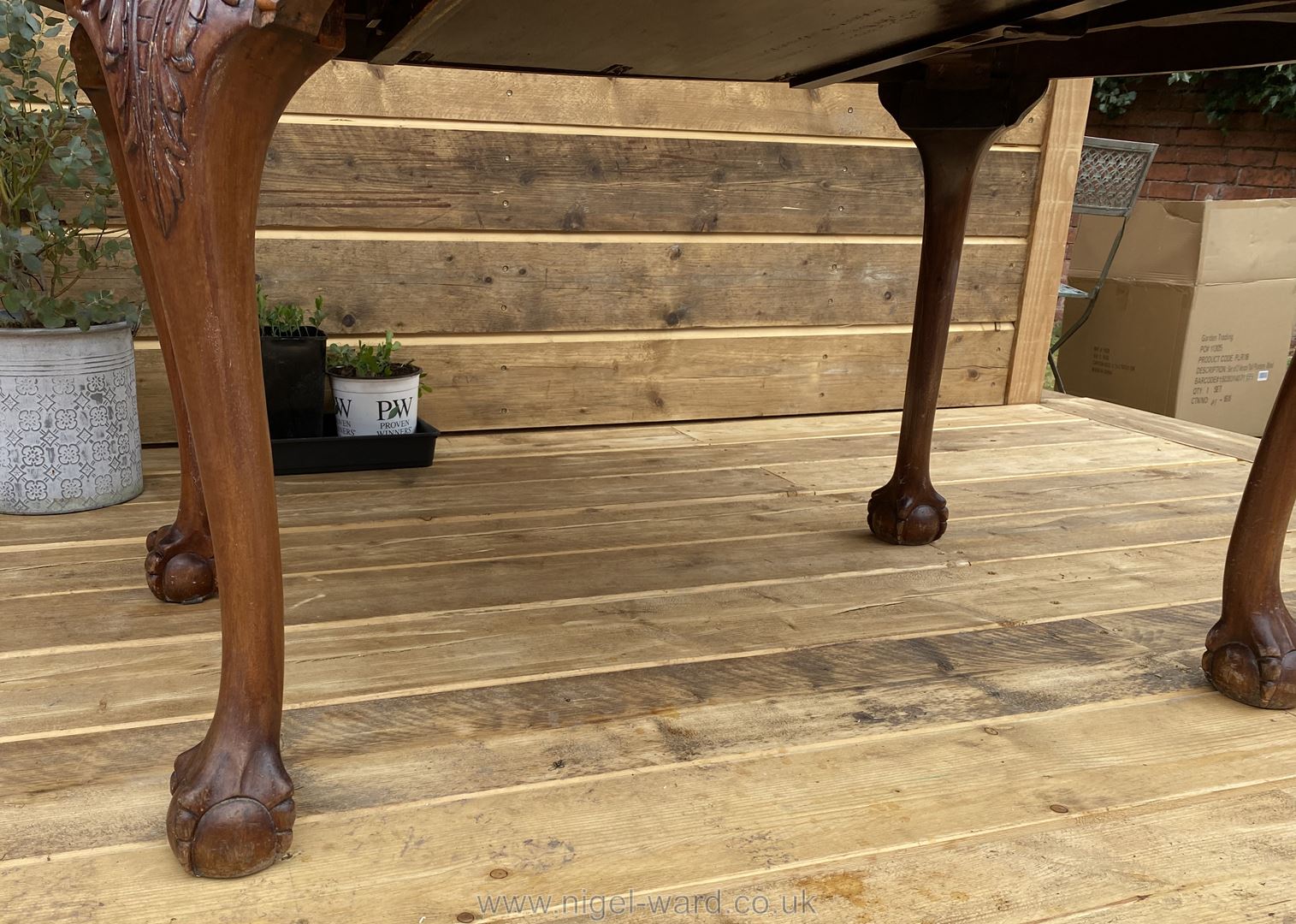 A Victorian mahogany extending dining table, ball and claw feet, 79" x 43" wide. - Image 8 of 9