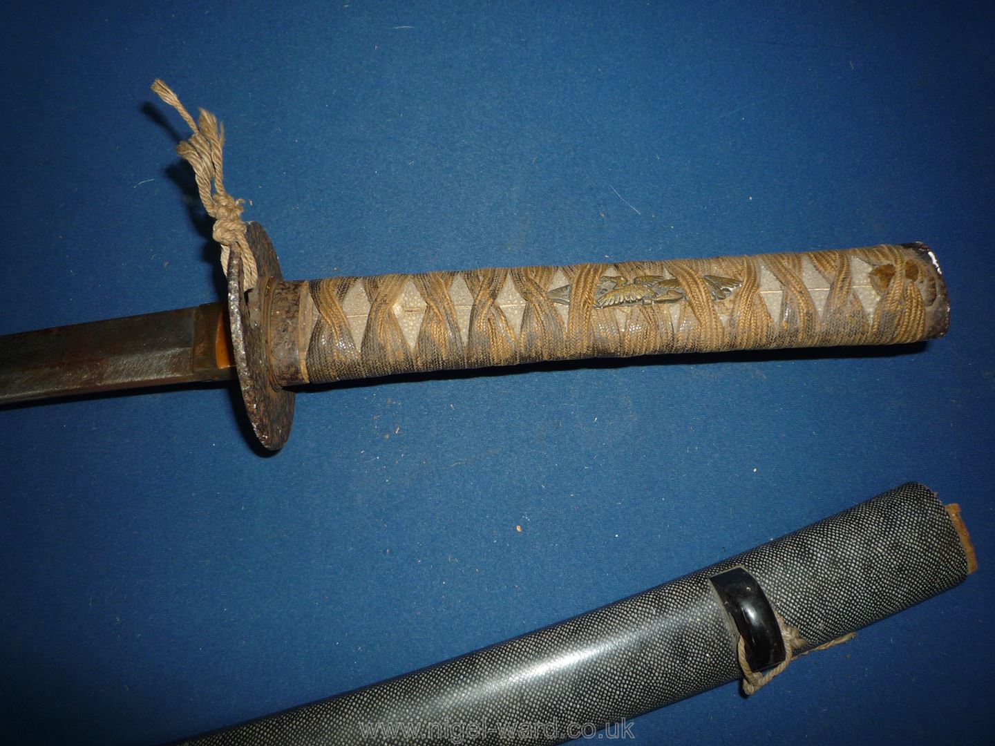 A remarkably sharp edged Samurai Sword/Katana, the blade rust marked, - Image 4 of 22