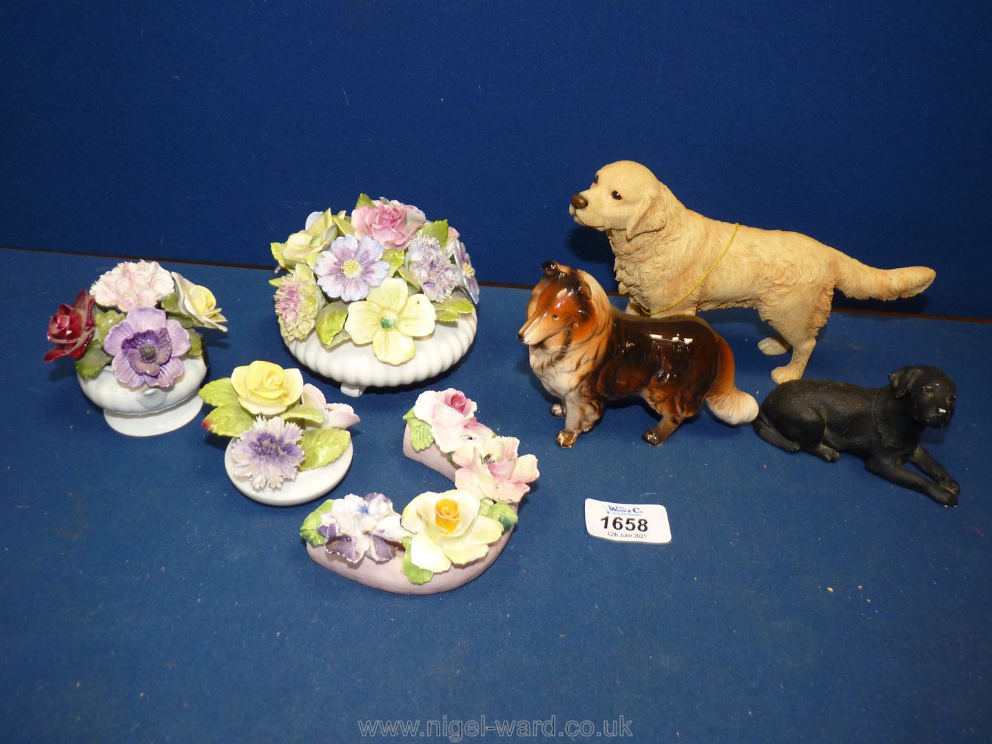 A quantity of posies including large Royal Adderley, Aynsley, Coalport, Radnor,