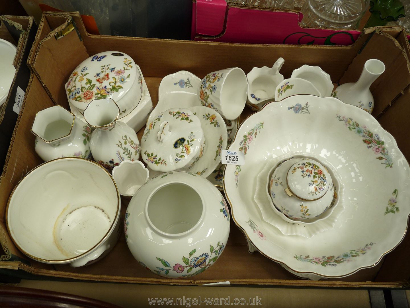 A quantity of Aynsley china including vases, stem vases, trinket dishes, jardiniere etc.