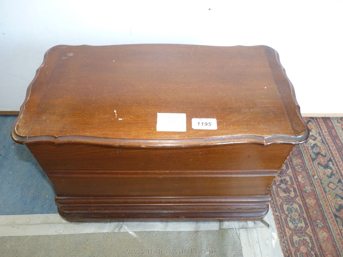 A Bradbury Hand Sewing Machine in wooden case. - Image 2 of 4