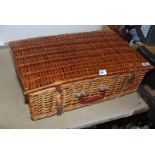 Wicker picnic basket,