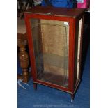 Small glass display cabinet, one glass end missing.