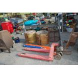 Hydraulic pallet truck ( working order).