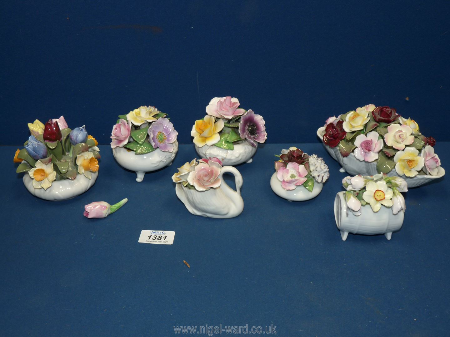 A quantity of posies including; Royal Doulton, Aynsley January Snowdrop (in barrel), Radnor,