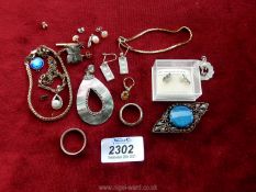 A small quantity of mixed jewellery; some silver earrings, Austrian crystal studs,